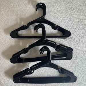 Black Plastic Hangers Set with 30
